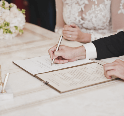 Guided assistance for preparing and registering Wills through approved channels in the UAE, with clear documentation support and process coordination.